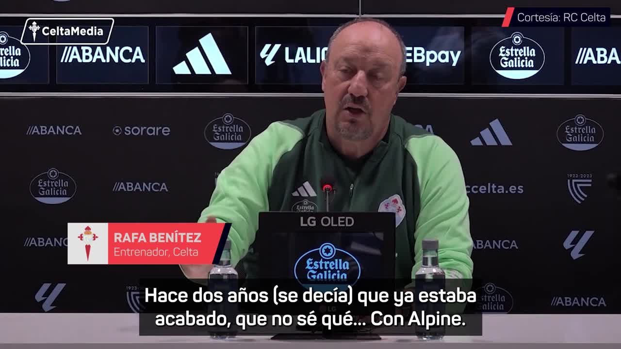 Benítez se compara con Alonso: "Ahora tiene un mejor coche..."