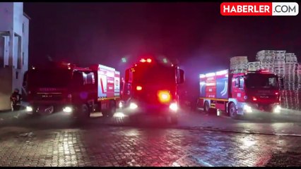 Kayseri'de palet fabrikasında çıkan yangın söndürüldü
