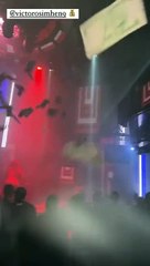 Victor Osimhen : Cette vidéo du joueur dans un club de strip-tease suscite la controverse