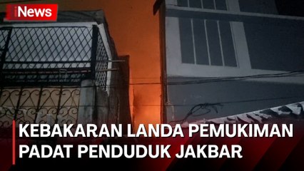 Kebakakaran Ludeskan 5 Rumah di Permukiman Padat Penduduk Tambora Jakbar