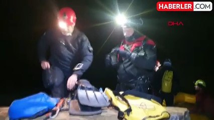 Slovenya'da mahsur kalan 5 kişi için kurtarma operasyonu başlatıldı