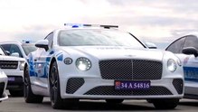 イスタンブール警察、麻薬取締り作戦で押収したフェラーリ、ベントレー、ポルシェをパトロール隊に追加