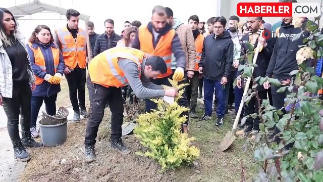 Şehitler anısına 100 fidan toprakla buluştu
