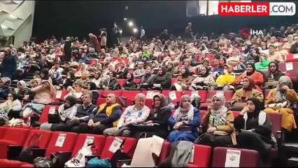 Gazze'deki dramı anlatan oyunu izleyenler duygusal anlar yaşadı