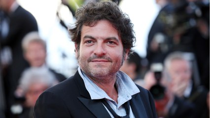 GALA VIDEO - Matthieu Chedid avec sa compagne et leurs enfants : rare photo de famille pour la nouvelle année !