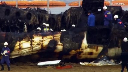 السلطات اليابانية تبدأ بالتحقيق في حادث تحطم طائرتين في مطار هانيدا في طوكيو
