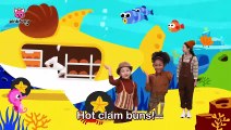 4K Hot Clam Buns   Dance Along   Hot Cross Buns Song   Kids Rhymes   Pinkfong Songs