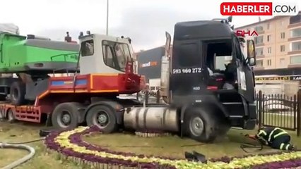 Çorum'da orta refüje çarpan TIR'ın yabancı uyruklu sürücüsü yaralandı