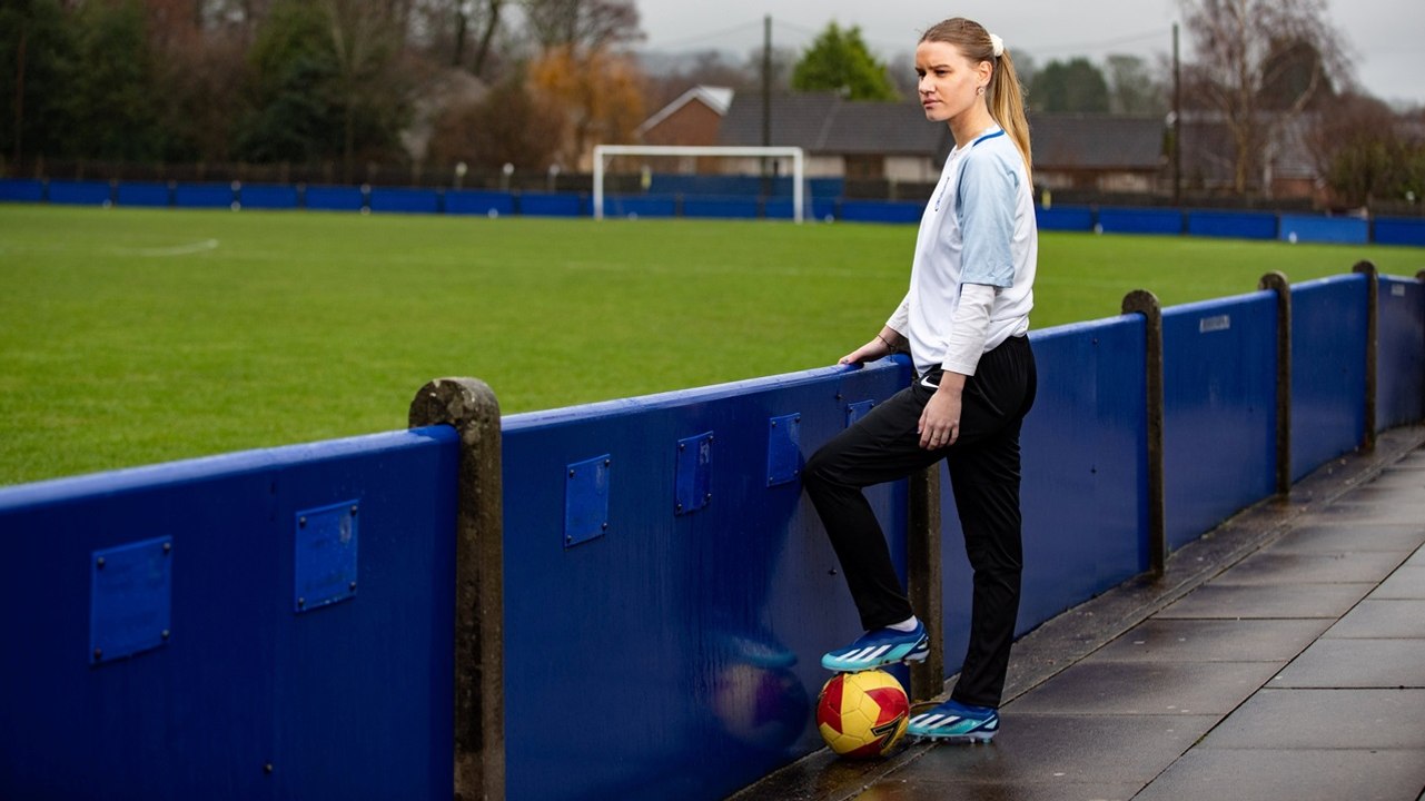"I was hospitalised for anorexia - watching the Lionesses win the Euros helped me beat it"