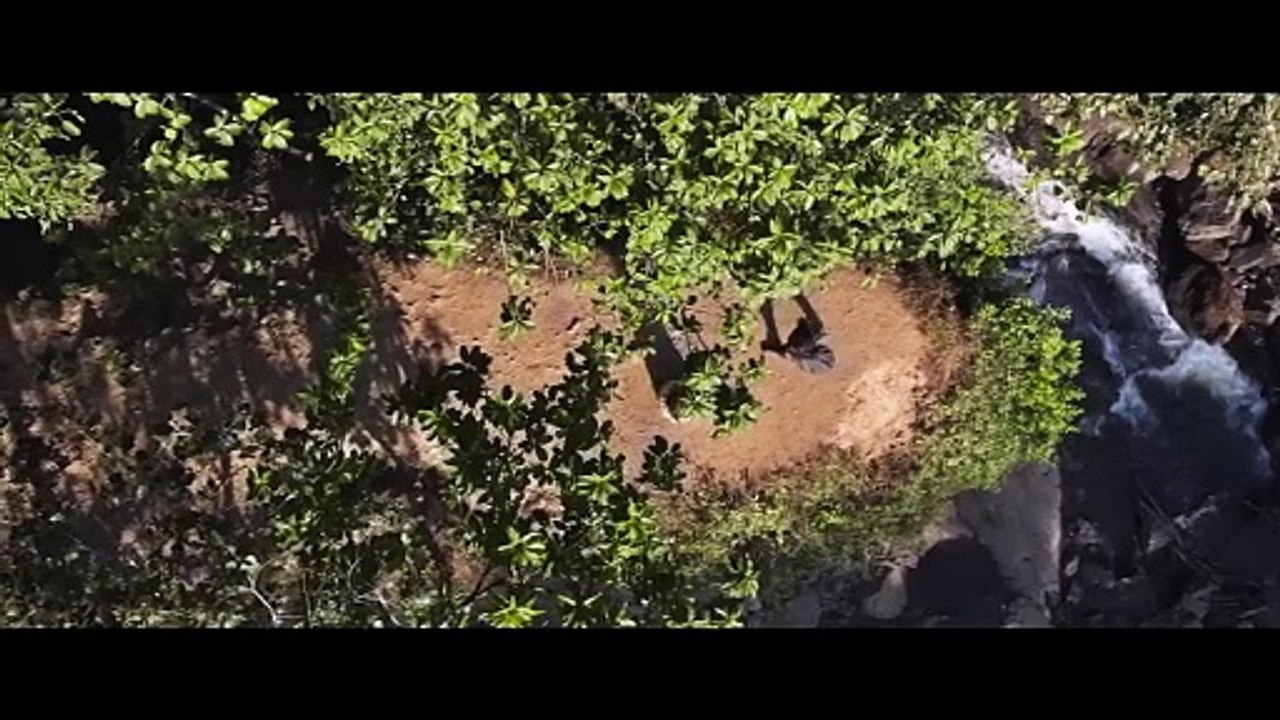 Yezhu Kadal Yezhu Malai-Glimpse of Immortal Love|Ram|Nivinpauly,Anjali,Soori |Yuvan|VHouseProduction