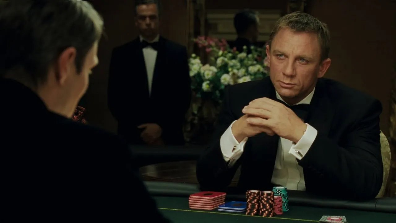 "Ça n'a jamais été assez bien, c'est un sentiment horrible", ce James Bond emblématique renie son rôle et explique pourquoi c'est difficile de jouer 007...