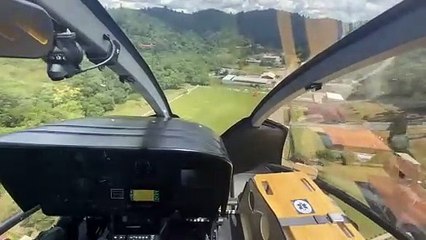 Homem é socorrido de helicóptero após sofrer queda de três metros em Bateias