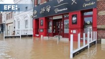 Tres muertos, graves inundaciones y cortes de luz en el primer temporal del año en Europa