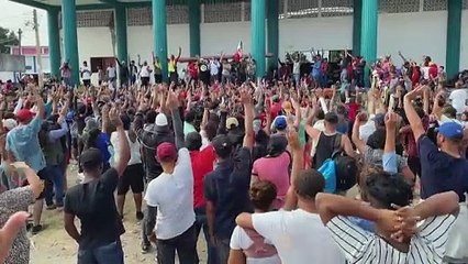 Caravana de milhares de migrantes se desfaz no sul do México