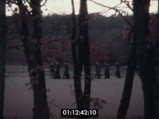 Roué Francis-Défilé de soldats