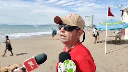 Pese a que han muerto 4 personas ahogadas, bañistas ignoran las recomendaciones en Puerto Vallarta