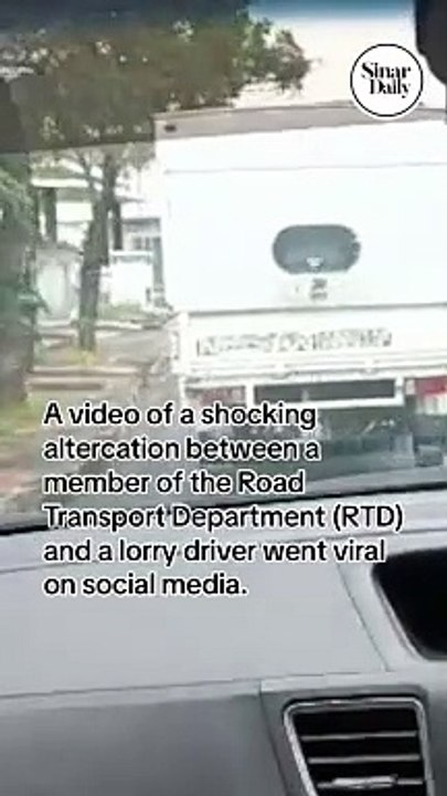 Caught red-handed: Lorry driver slaps RTD officer