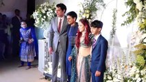 दोनों एक्स वाइफ के साथ Aamir Khan ने बेटी Ira Khan की शादी के बाद दिए जमकर पोज, देखिए पूरा वीडियो