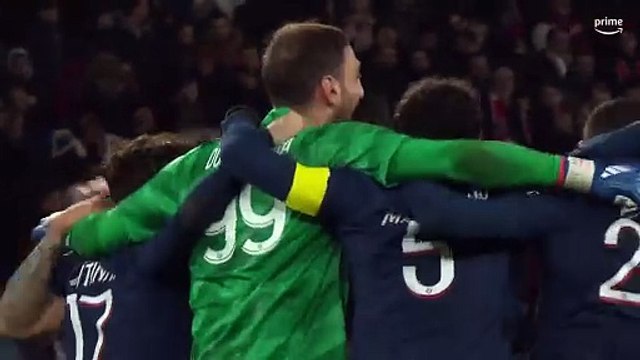 PSG - Toulouse - La joie des joueurs parisiens en fin de match
