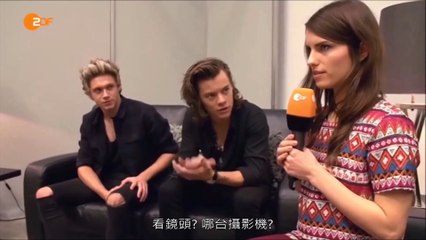 【字幕】Harry Styles & Niall Horan play Truth Or Dare 2014.11