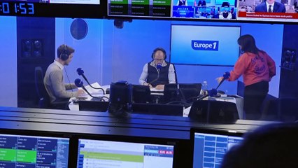 Video herunterladen: Inondations dans le Pas-de-Calais : à Saint-Omer, les sinistrés relogés dans des hôtels