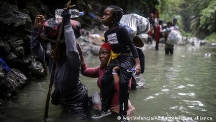 Thousands risk brutal crossing of Darien Gap into Panama