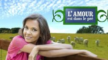 Un candidat de L'amour est dans le pré tente de séduire Karine Le Marchand : les étincelles volent !