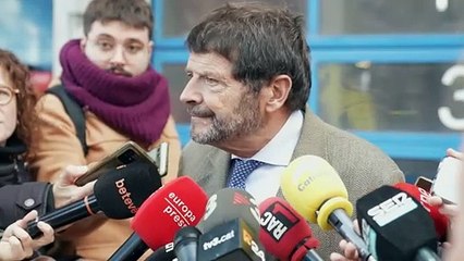 Albert Batlle carga contra el propietario de unos pisos turísticos ilegales en Barcelona