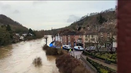 Ironbridge as River Severn approaches peak