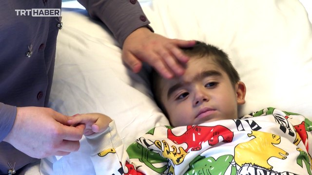 4 yaşındaki Ömer Halis, annesinden nakledilen böbrek ile sağlığına kavuştu