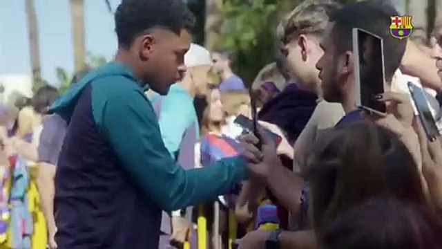 Los cracks del Barça se dan un baño de masas en Canarias