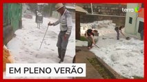Temporal com granizo deixa ruas de Caxias do Sul (RS) cobertas de gelo