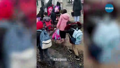 Diyarbakır'da okul yolu çamur deryası!