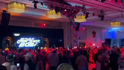 New Years Balloons Fail To Properly Drop