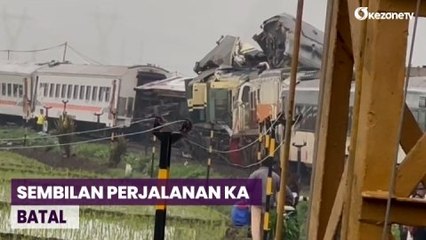 Download Video: Kereta Bandung Raya Tabrakan dengan KA Turangga, 9 Perjalanan KA Batal Pagi Ini