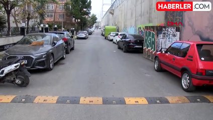 Kadıköy'de Öğrenci Taşıyan Servis Minibüsü Kaçırıldı