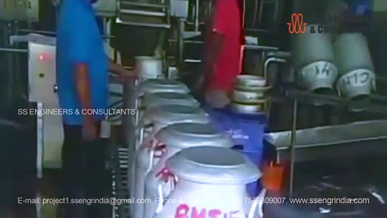 Automatic Milk Can Tipping Bar Mechanism
