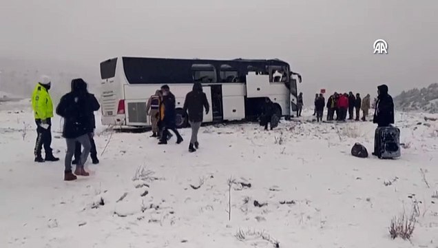 Kars'ta zincirleme kaza: Ölü ve yaralılar var