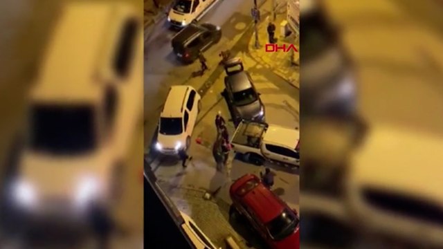 Ümraniye'de taşlı, sopalı, yumruklu trafik kavgası