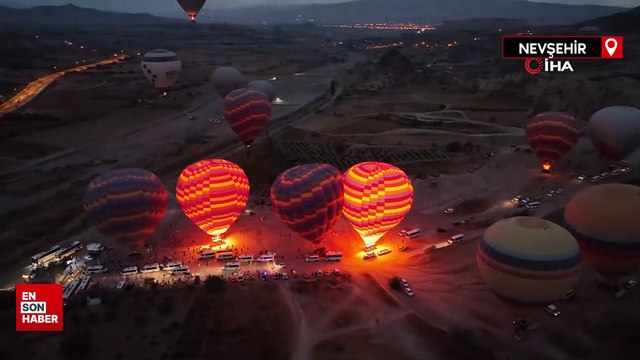 615 bin 63 yerli ve yabancı turist, Kapadokya'yı kuş bakışı izledi