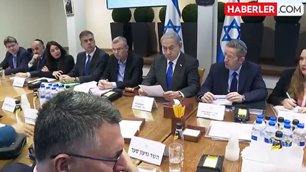 Netanyahu'yu zor günler bekliyor! Kabine toplantısında bakanlar birbirine girdi