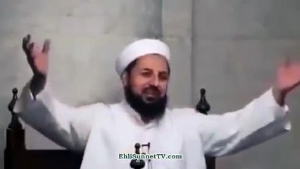 Adam cumaya sarhoş geldi İmama dönerek: Bir parça da benim için çal imam efendi