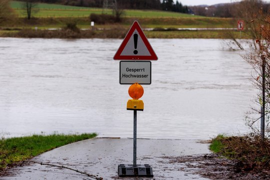 Alerta en Europa: el temporal Henk deja al menos seis víctimas y graves daños materiales