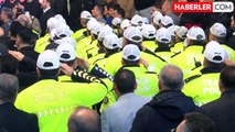 İzmir'de Şehit Polis ve Mübaşir Anma Töreni Gerçekleştirildi