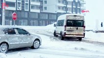 Bitlis'te kar yağışı: 44 köy yolu kapandı, eğitime bir gün ara verildi
