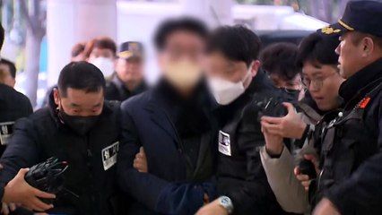 경찰 "이재명 대표 습격 피의자 신상공개 검토 중" / YTN