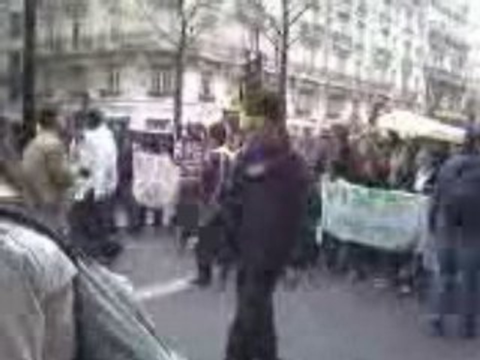Manif du 1 avril contre le rapport Pochard le devant