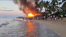 Incendio destruye negocios en la playa de los pescadores de Las Terrenas