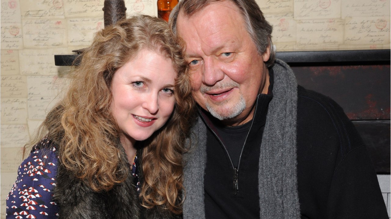 VOICI : Mort de David Soul (Starsky et Hutch) : qui est Helen Snell, son épouse qui a changé sa vie ?