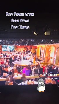 Emma Stone riceve il Golden Globe